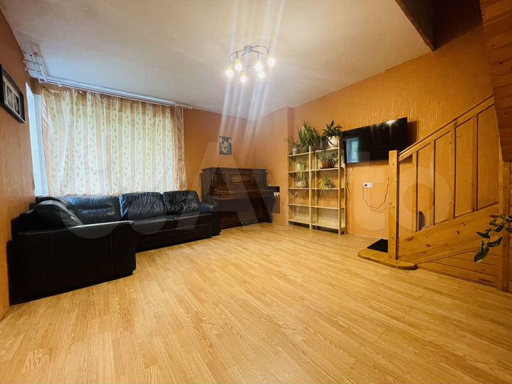 3-к. квартира, 64,9 м², 2/5 эт.