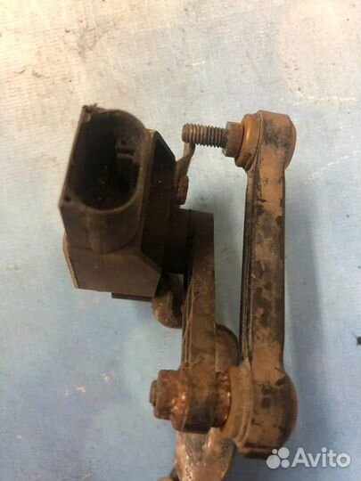 Датчик дорожнего просвета 7l0616214b