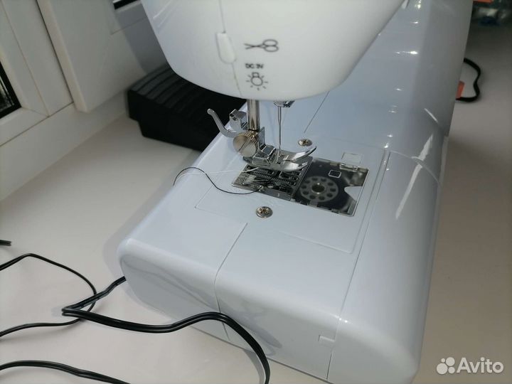 Швейная машина, 16операций, новая