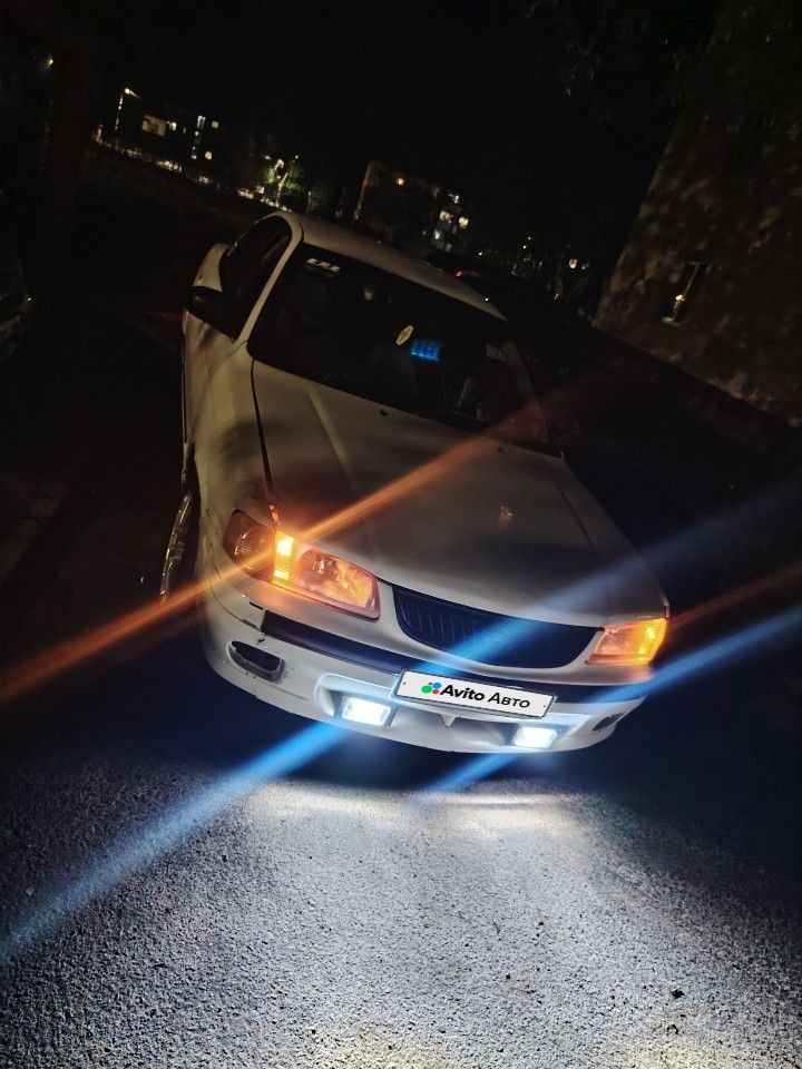 Nissan Sunny