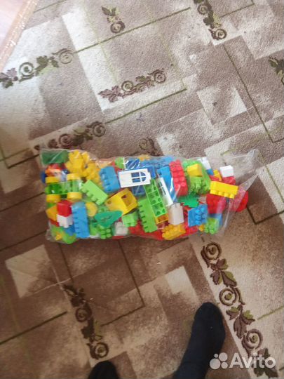 Детский конструктор пластик