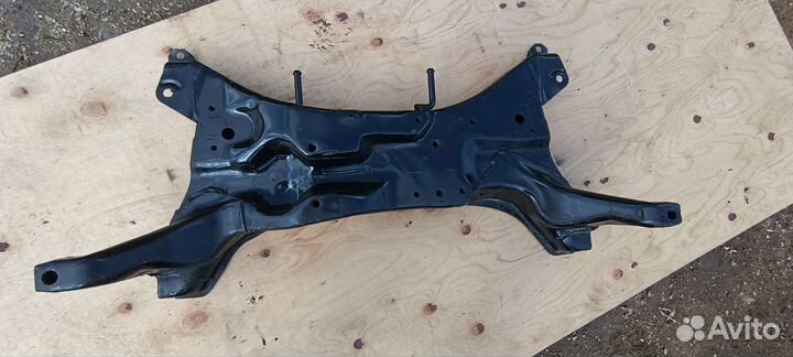 Подрамник Передний на Mitsubishi lancer 9