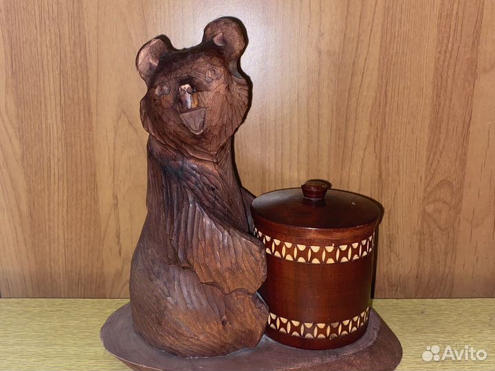 Сувениры из дерева