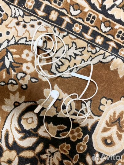 Наушники apple earpods с разъемом lightning