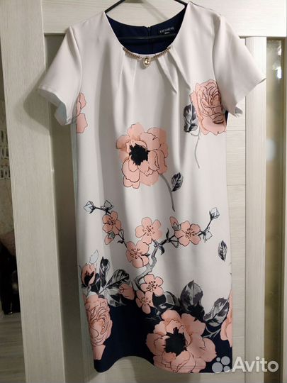 Платье женское