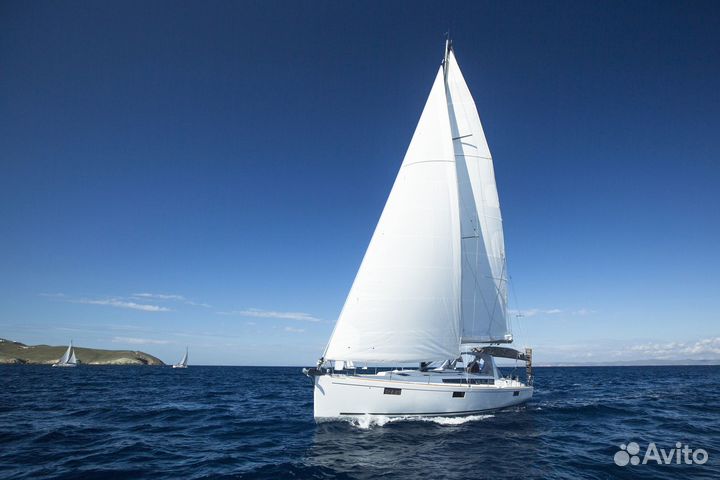 Тур на яхте, морские прогулки. Bounty от 2х ч