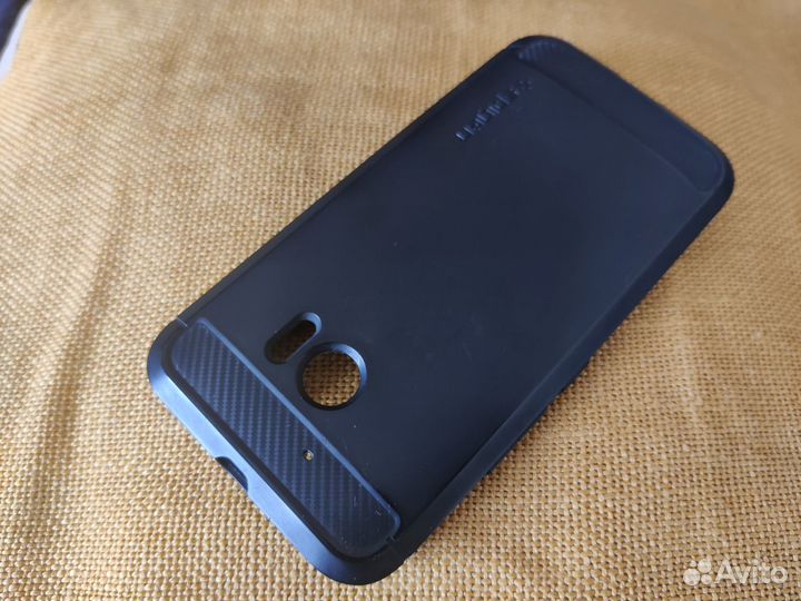 Чехлы для HTC 10, iPhone 7 и других телефонов