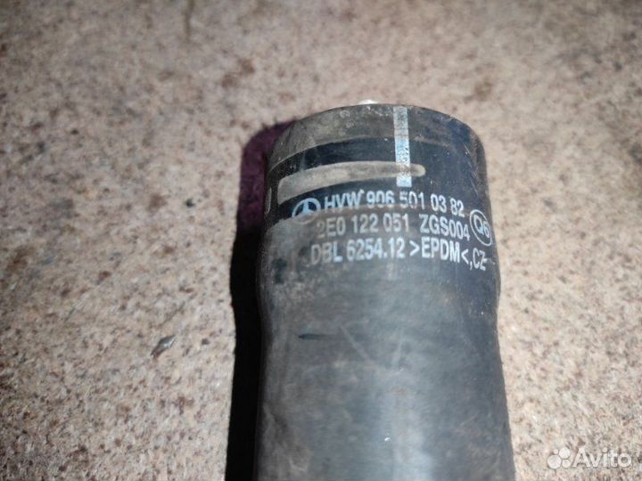 Патрубок системы охлаждения Volkswagen Crafter 2E