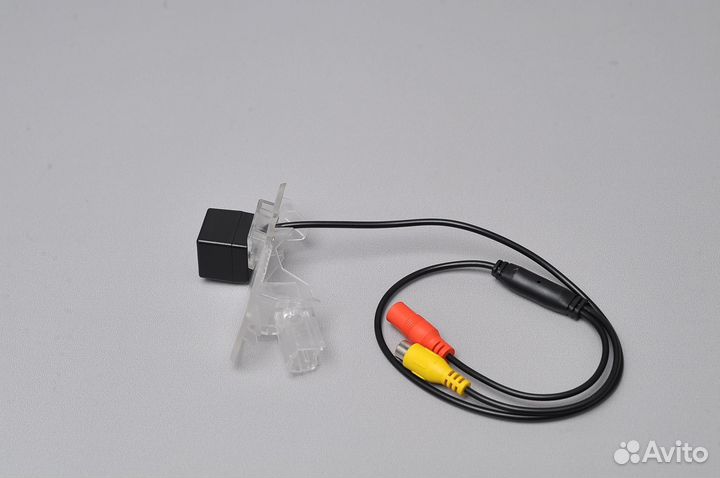 Камера заднего вида для Renault Duster