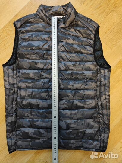 Pull and bear жилетка камуфляж новая