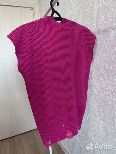 Жилетка вязаная женская оверсайз розовая