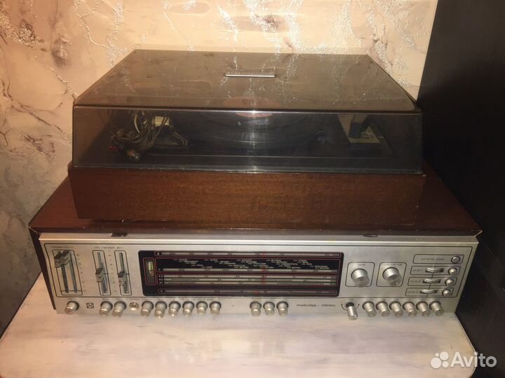 Радиола мелодия 104