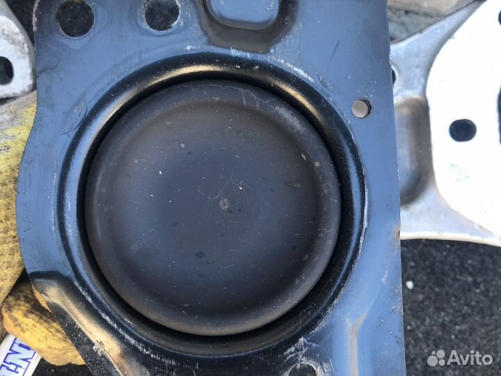 Гидроопора двигателя шкода фабия 2