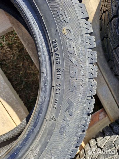 Pirelli Ice Zero 205/55 R16