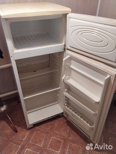 Холодильник бу