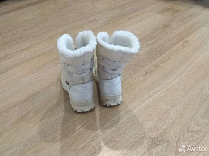 Дутики, зима