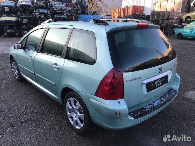 Разбор на запчасти Peugeot 307