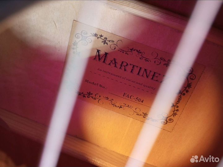 Классическая гитара Martinez