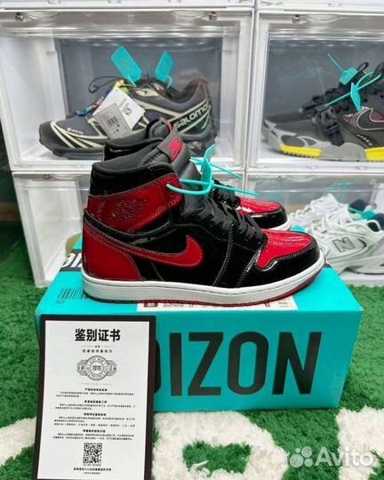 Кроссовки Nike Air Jordan 1 High Bred Patent