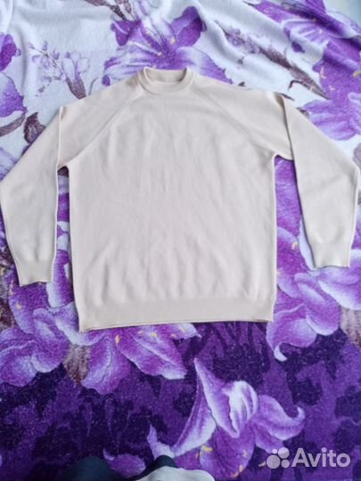 Свитер женский
