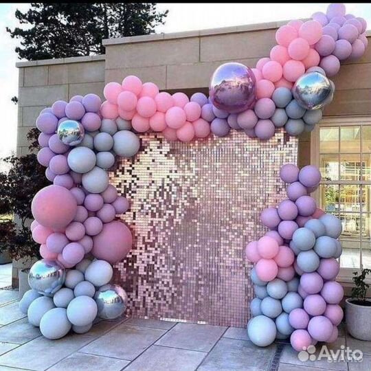 Фотозона из пайеток, шаров, цветов