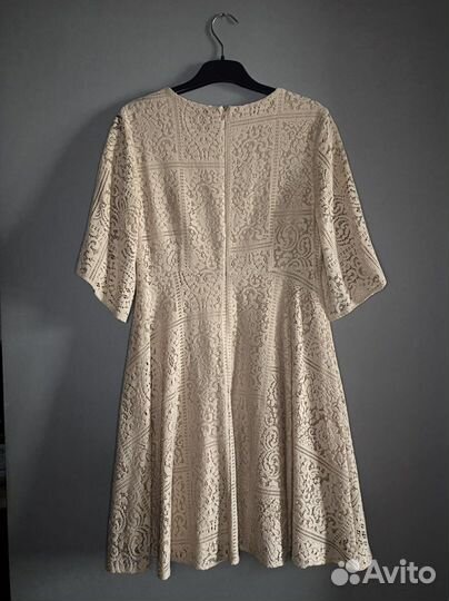 Zara летнее гипюровое платье бежевого цвета, s