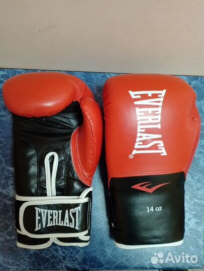 Боксерские перчатки 12 oz adidas Everlast 14oz