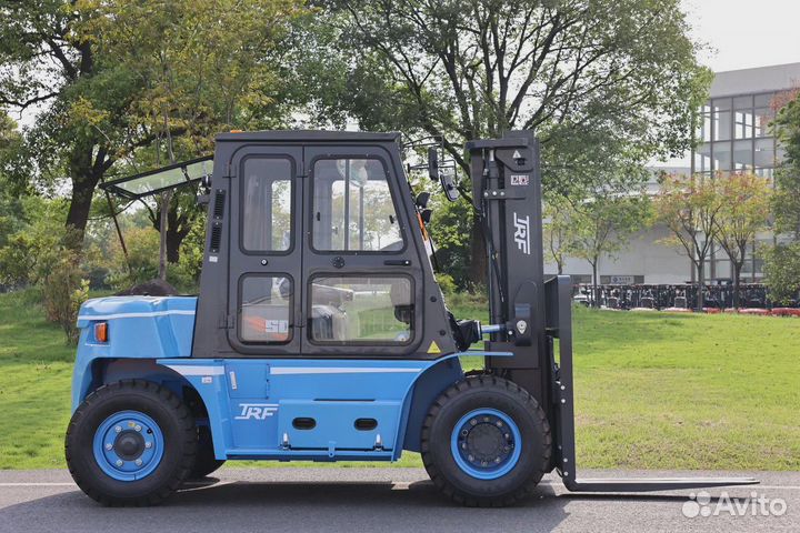 Вилочный погрузчик TRF D45-3M, 2023