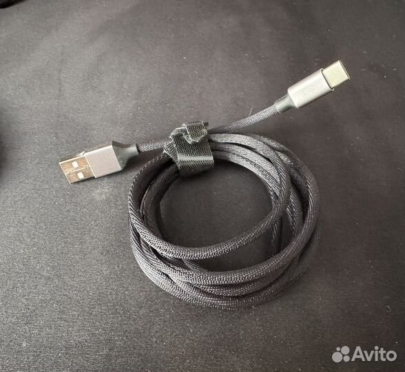 Беспроводное зарядное устройство Ubear