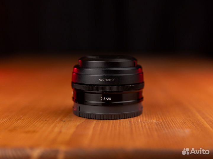 Sony 20mm f/2.8 (Sony E APS-C)