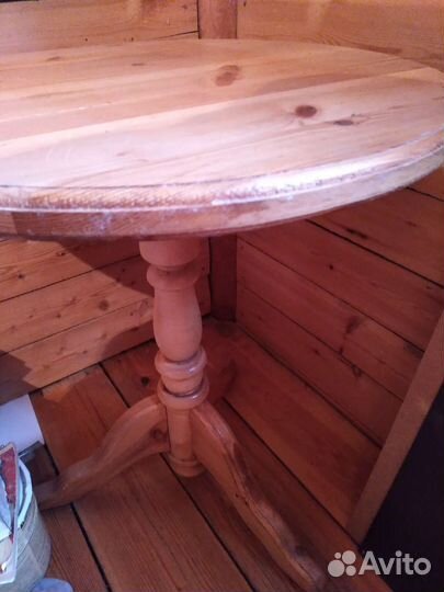 Столик якутский