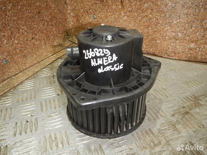 Моторчик печки Ниссан Альмера