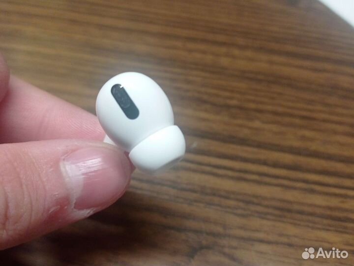 Airpods 1 наушник