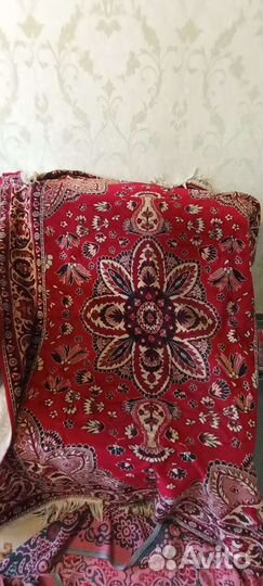 Пледы и покрывало бу