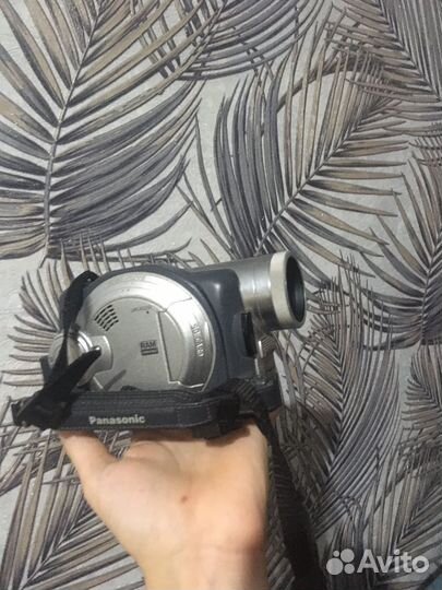 Видеокамера panasonic VDR-M70GC