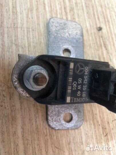 Датчик ускорения Mercedes-Benz Ml W164