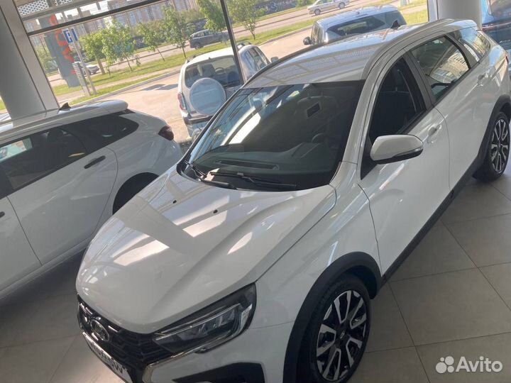 LADA Vesta Cross 1.8 CVT, 2024