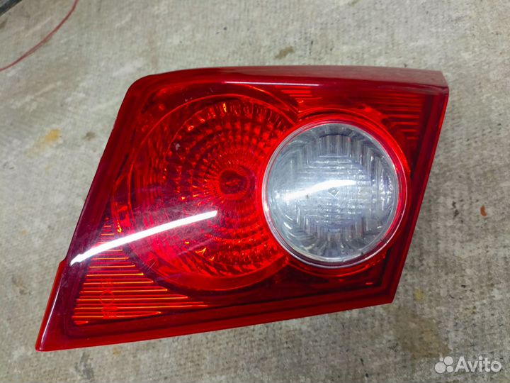 Фонарь крышки багажника правый Chevrolet Lacetti J