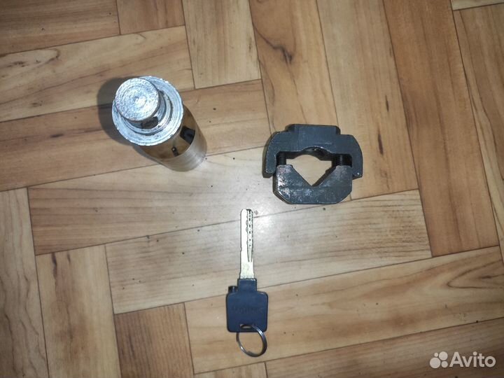 Противоугонка на рулевую колонку