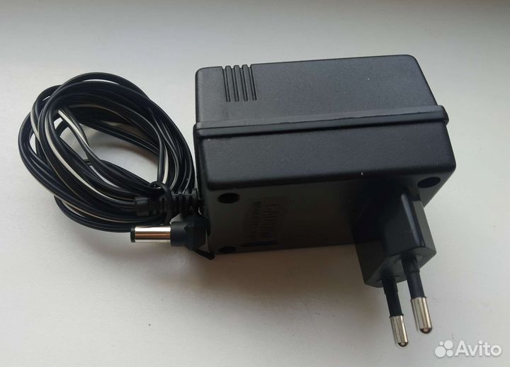 Блок питания (Адаптер, Зарядное устройство)
