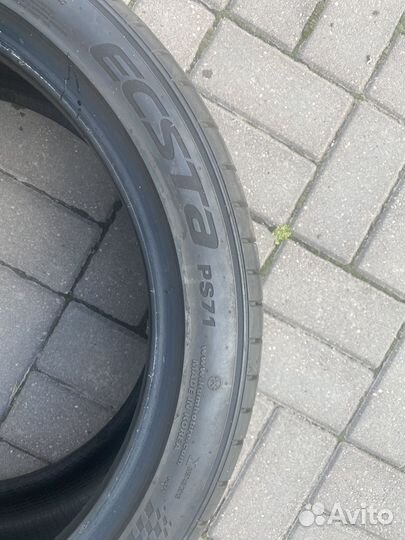 Kumho Ecsta PS71 235/40 R18 и 255/35 R18 94Y