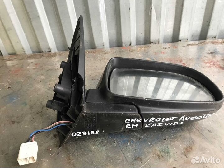 Зеркало правое Chevrolet Aveo t250 Zaz Vida