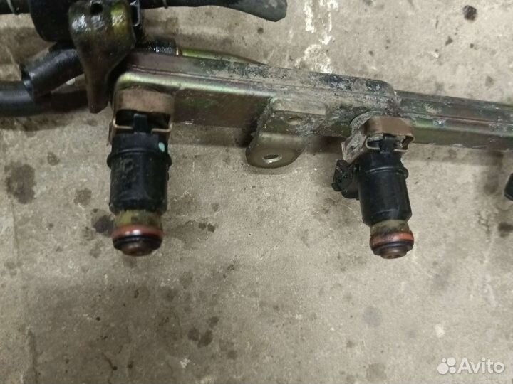 Топливная рампа с форсунками хонда d15b civic