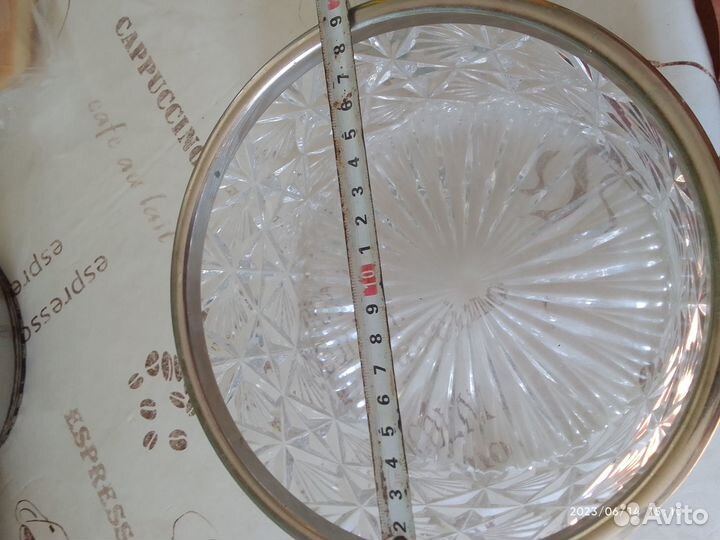 Большая хрустальная ваза