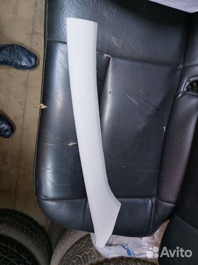 Обшивка передней стойки Volkswagen Passat B5+