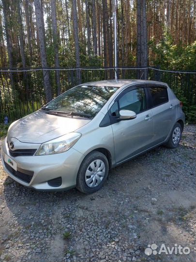 Toyota Vitz 1.0 CVT, 2011, 119 000 км