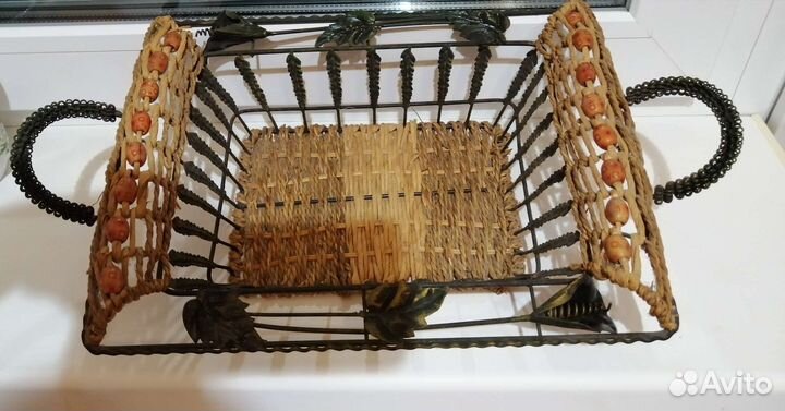 Кованый поднос