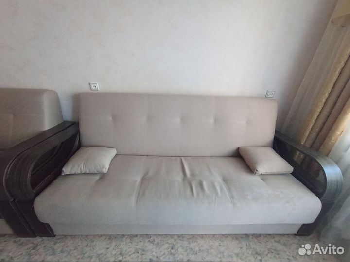 Диван и 2 кресла