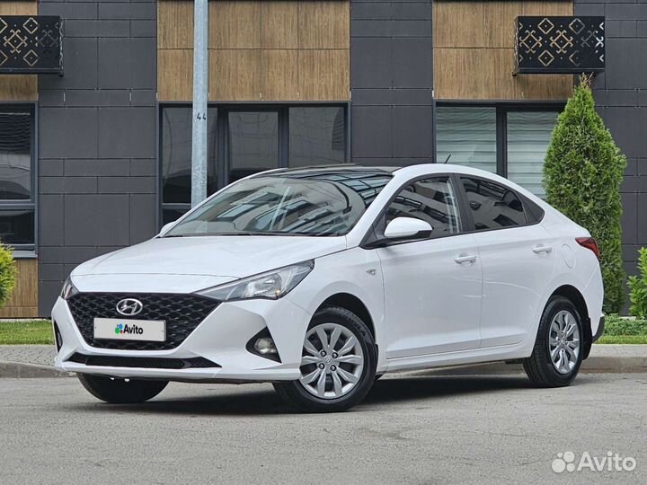 Hyundai Solaris 1.6 МТ, 2021, 14 800 км