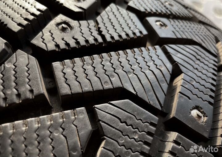 Pirelli Ice Zero SUV 245/55 R19